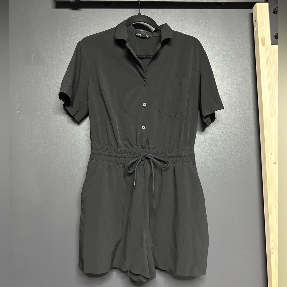 Athleta Avenue Romper Black S NWOT - Picture 2 of 4